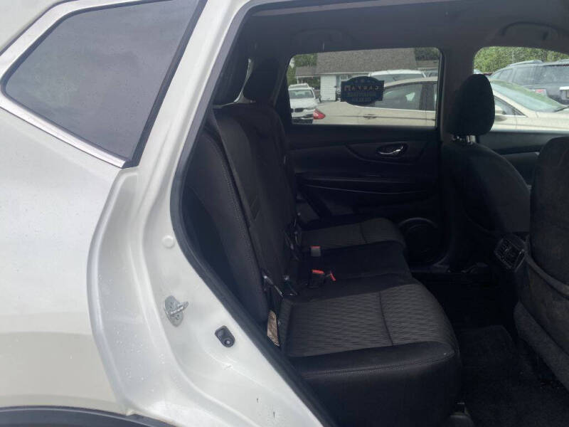 2017 Nissan Rogue SV