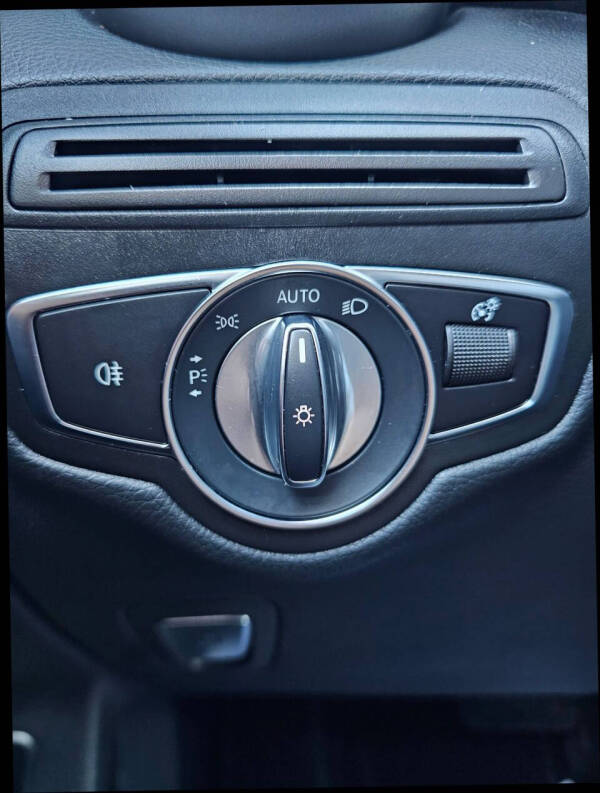 2020 Mercedes-Benz GLC GLC 300 4MATIC