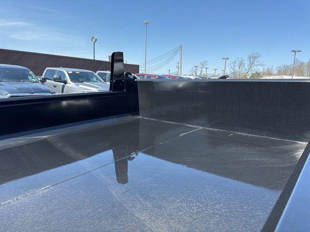 2025 GMC Sierra 3500HD CC Pro