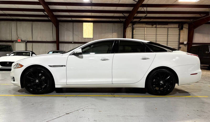 2012 Jaguar XJ