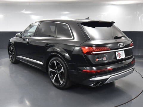 2024 Audi SQ7 4.0T quattro Premium Plus