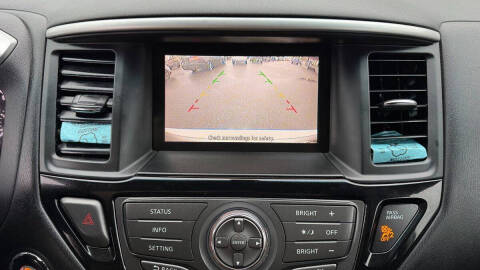 2013 Nissan Pathfinder SV