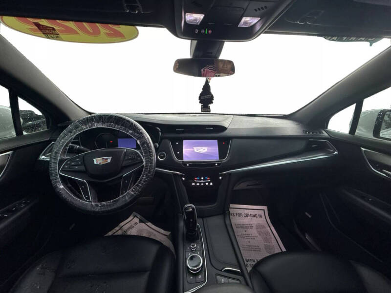 2022 Cadillac XT5 Luxury