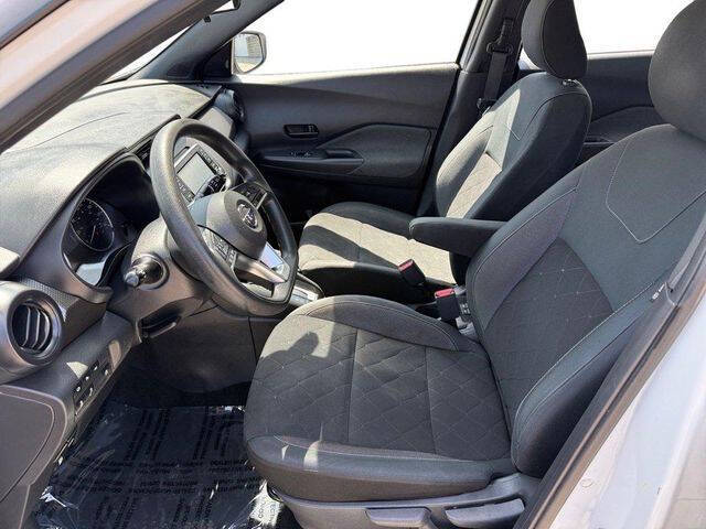 2020 Nissan Kicks S