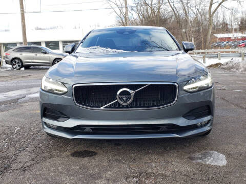 2018 Volvo S90 T6 Momentum