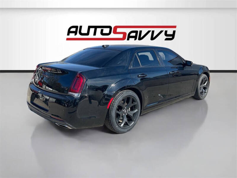 2022 Chrysler 300 S V6
