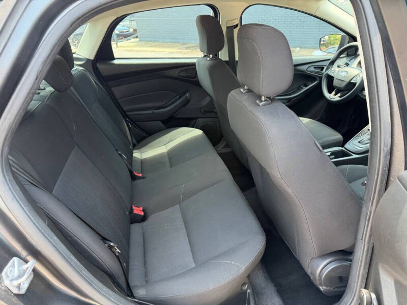 2016 Ford Focus S