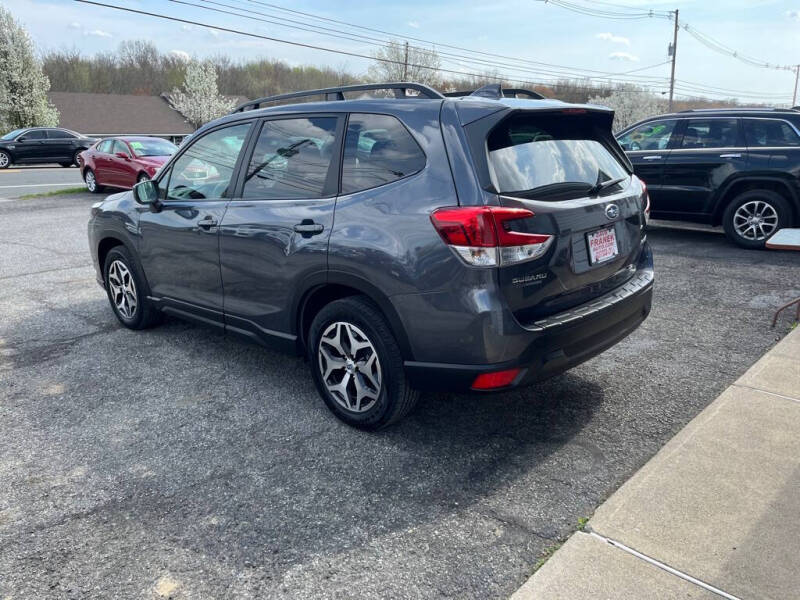 2022 Subaru Forester Premium