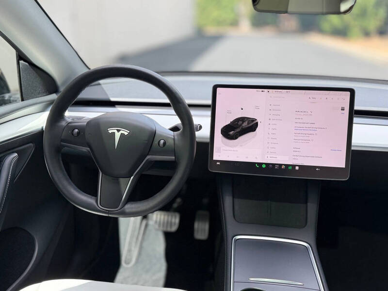 2023 Tesla Model Y Performance