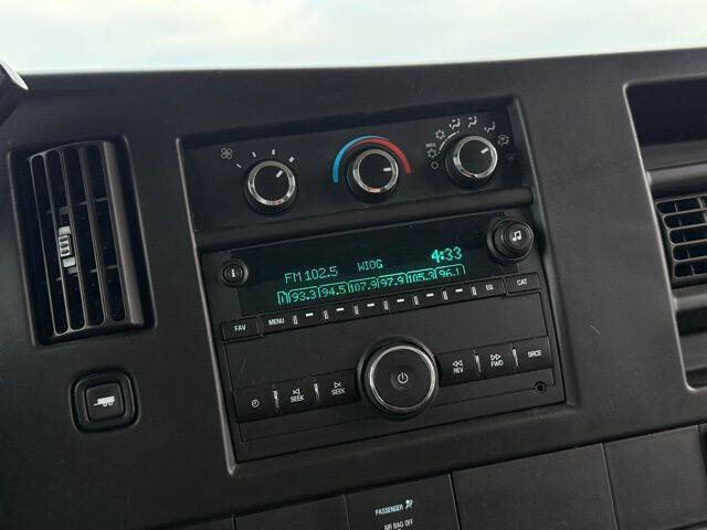 2017 Chevrolet Express 2500