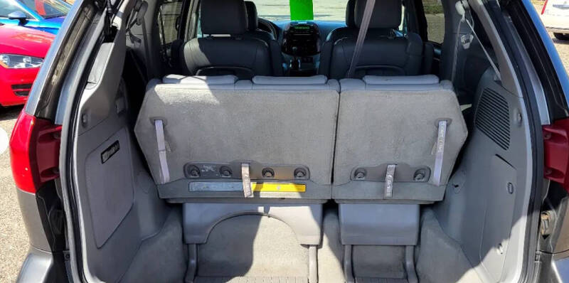 2004 Toyota Sienna XLE Limited 7 Passenger