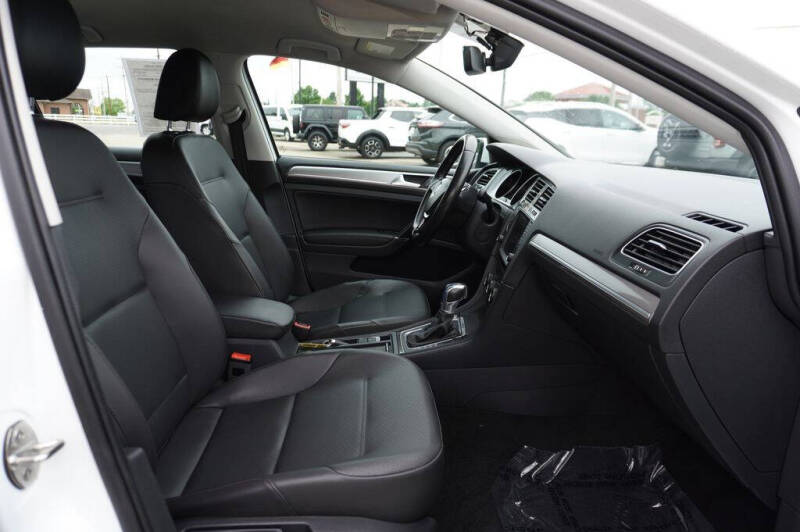 2016 Volkswagen e-Golf SEL Premium
