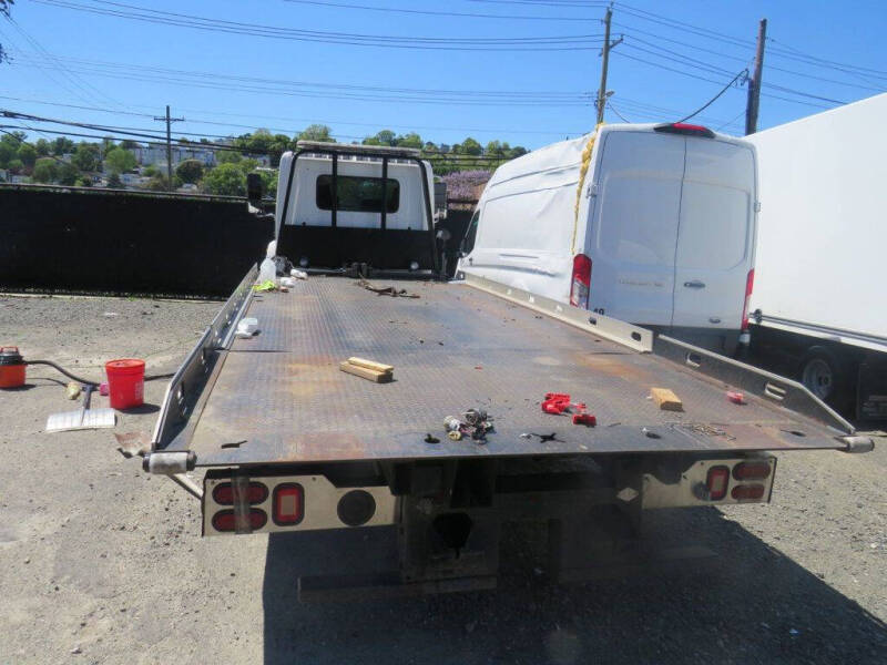 2015 Hino 268A