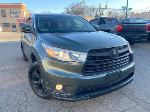 2016 Toyota Highlander LE