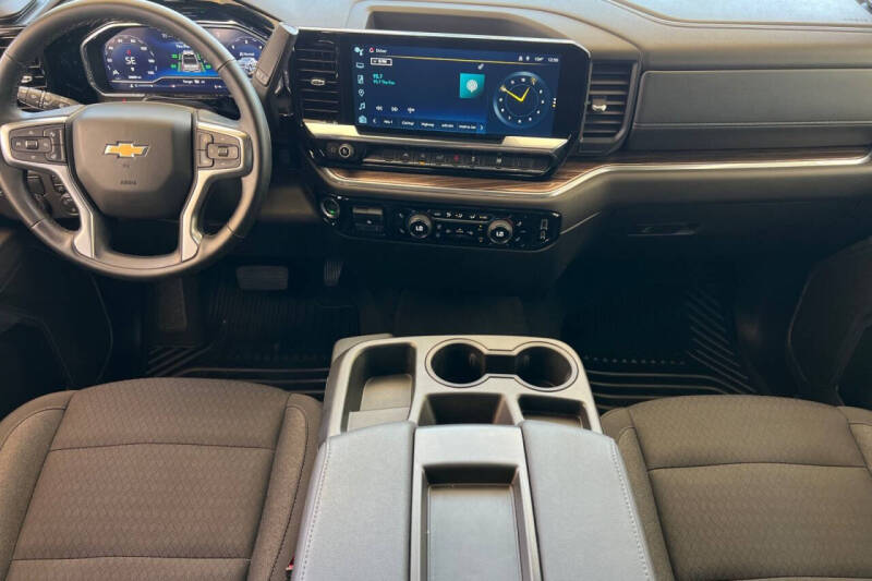 2025 Chevrolet Silverado 1500