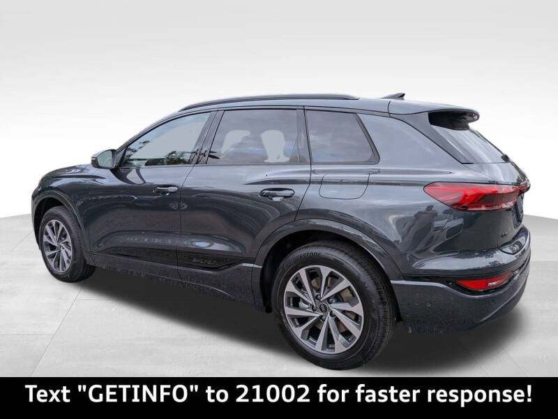 2025 Audi Q6 e-tron quattro Premium