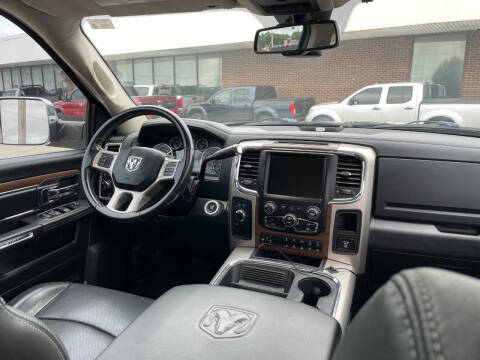 2016 RAM 3500 Laramie