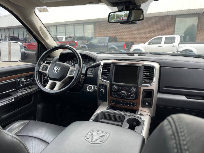 2016 RAM 3500 Laramie