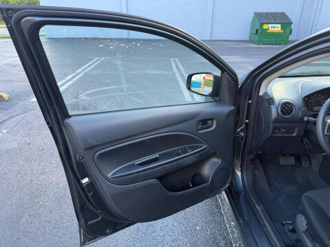 2024 Mitsubishi Mirage G4 ES