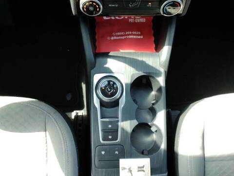 2022 Ford Escape SE