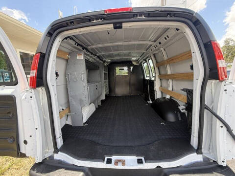 2025 GMC Savana 2500