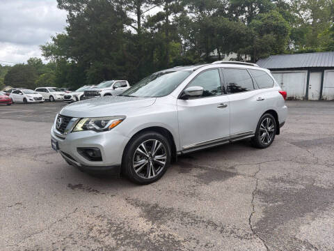 2017 Nissan Pathfinder Platinum