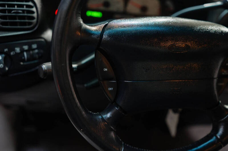 1999 Ford F-150 SVT Lightning