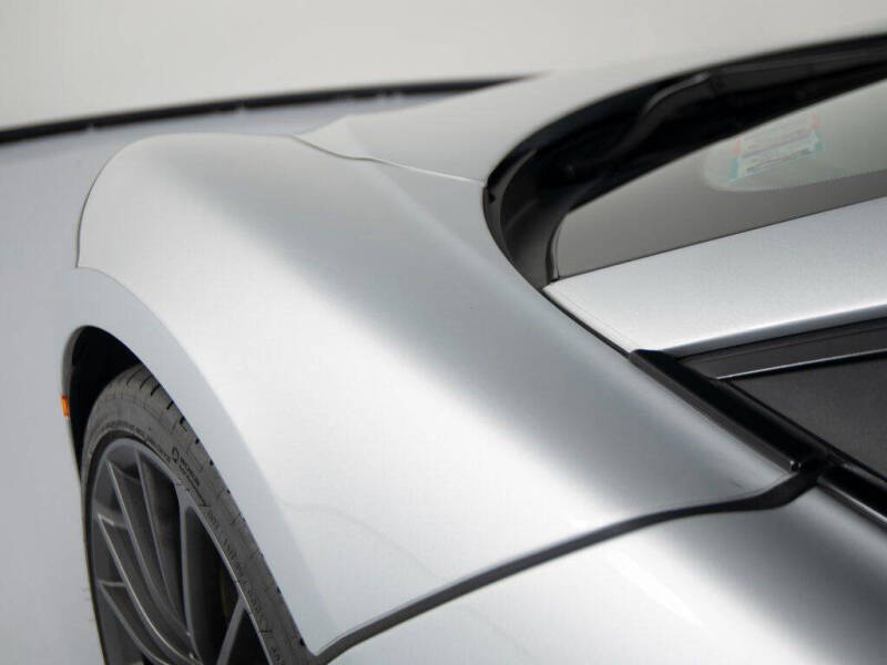 2017 McLaren 570GT