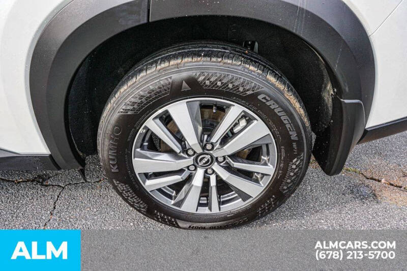 2024 Nissan Pathfinder SL