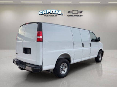 2025 Chevrolet Express 2500