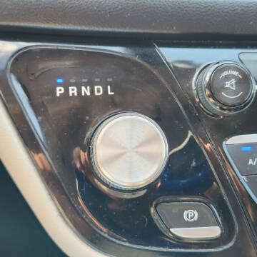 2017 Chrysler Pacifica Touring-L