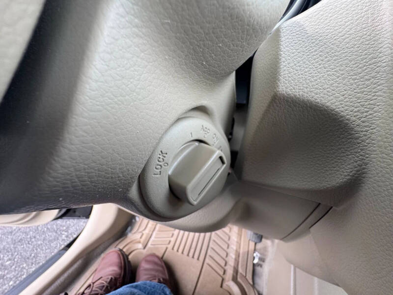 2009 Nissan Versa 1.8 S