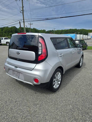 2019 Kia Soul +