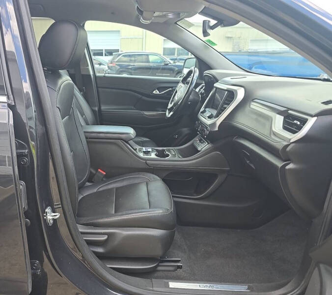2020 GMC Acadia SLT
