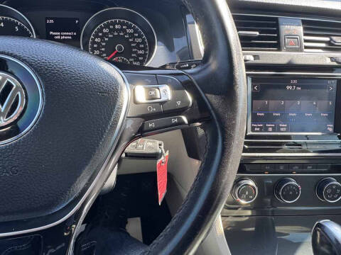 2018 Volkswagen Golf