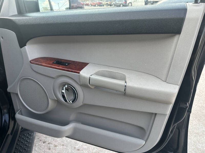 2006 Jeep Commander Limited