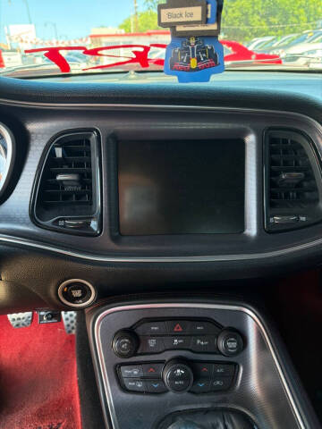2016 Dodge Challenger R/T Scat Pack