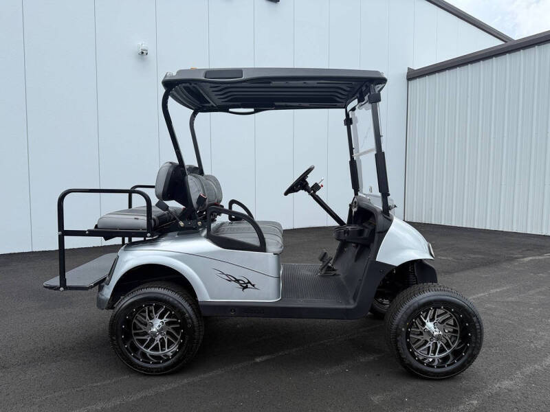 2010 E-Z-GO RXV
