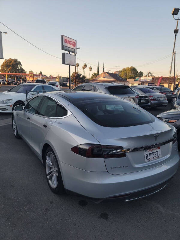 2013 Tesla Model S