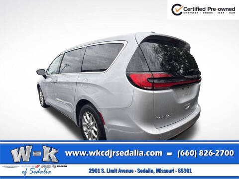 2024 Chrysler Pacifica Touring L
