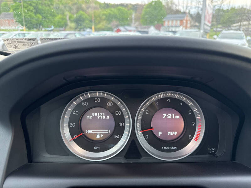 2012 Volvo XC60 T6 Premier Plus