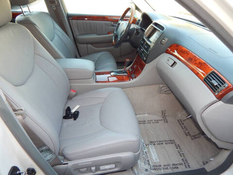 2005 Lexus LS 430