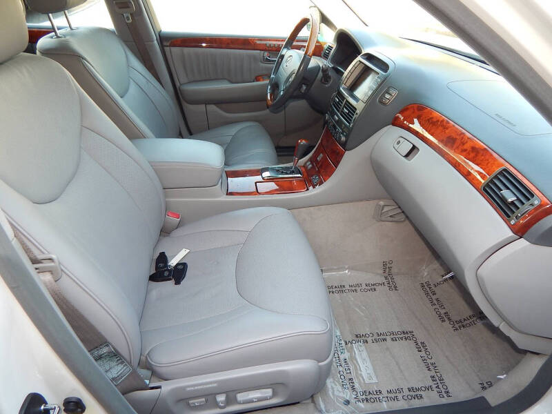 2005 Lexus LS 430