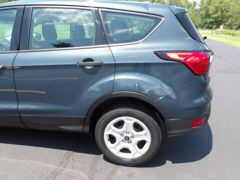 2019 Ford Escape S