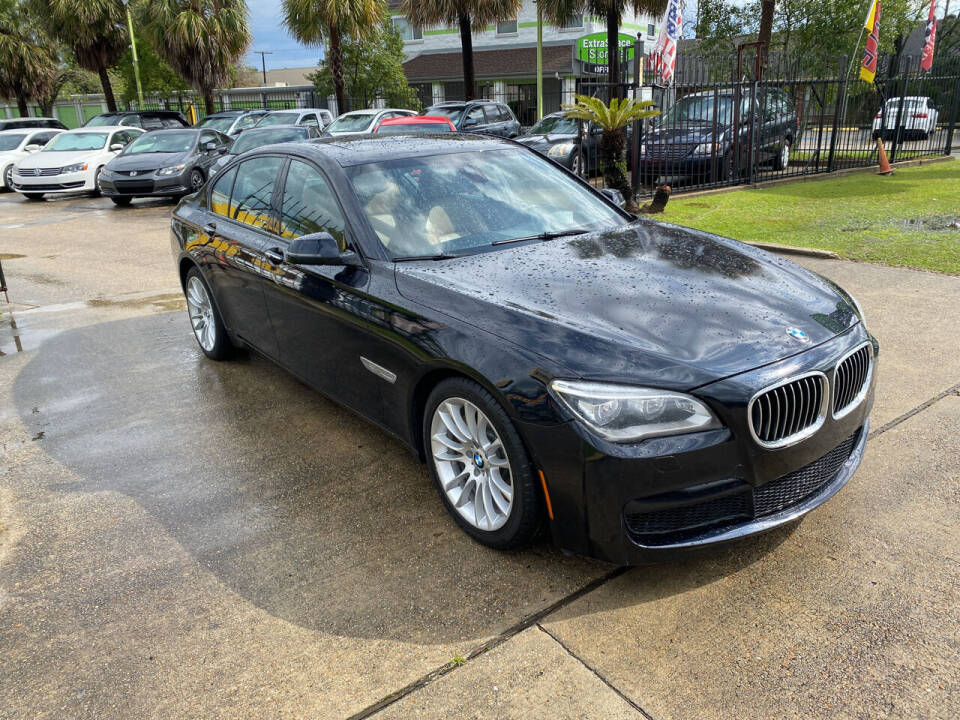 2015 BMW 7 Series 750i's photo