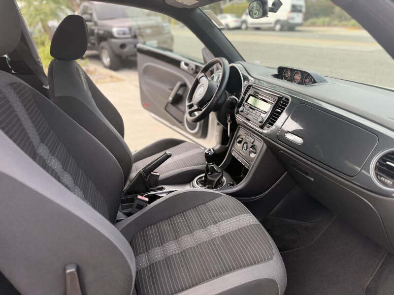 2012 Volkswagen Beetle