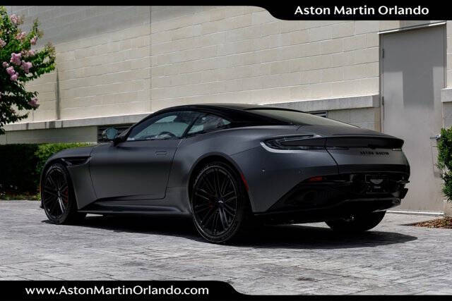 2024 Aston Martin DB12 V8