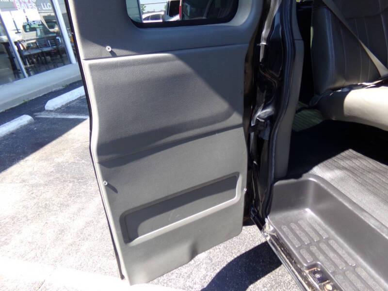 2010 GMC Savana LS 1500