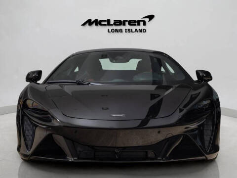 2023 McLaren Artura