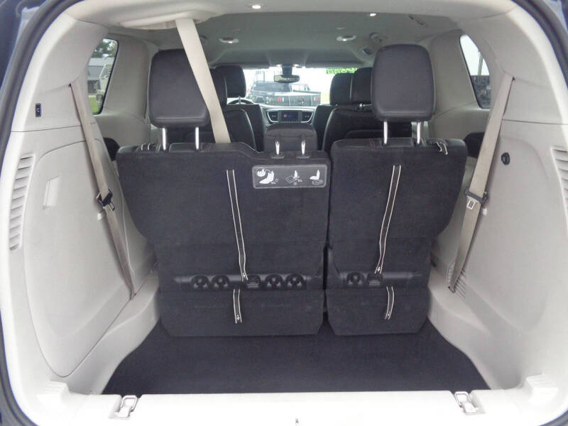 2020 Chrysler Pacifica Touring L